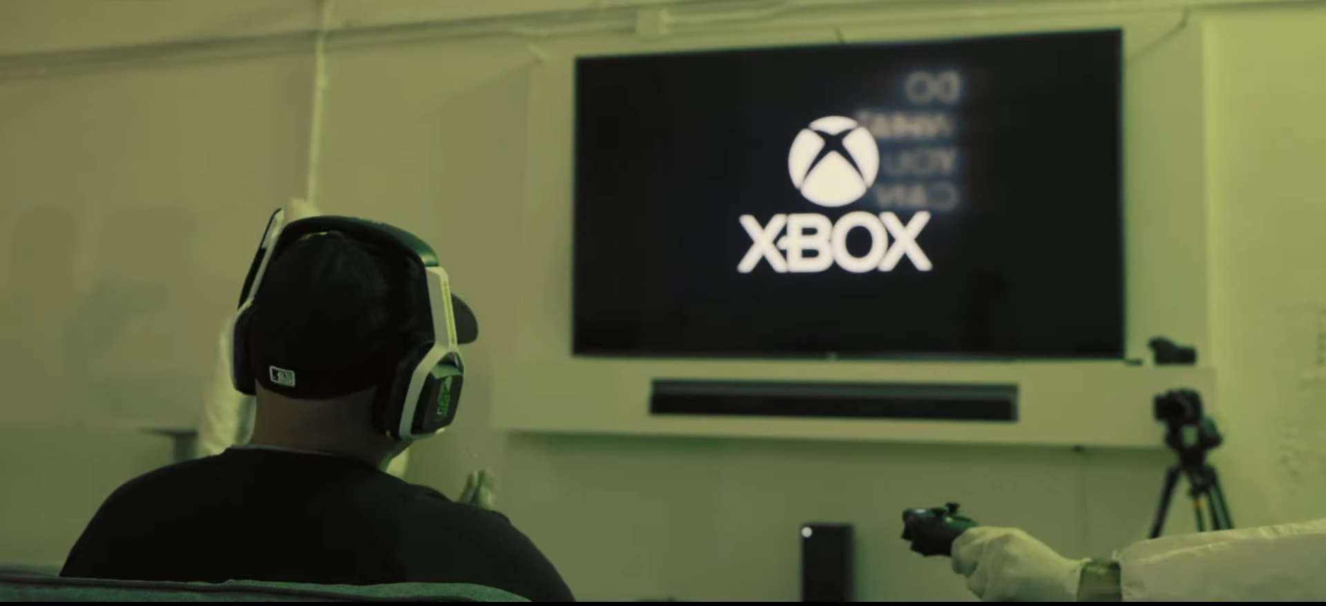 A NYC first responder was the first consumer to go handson with the