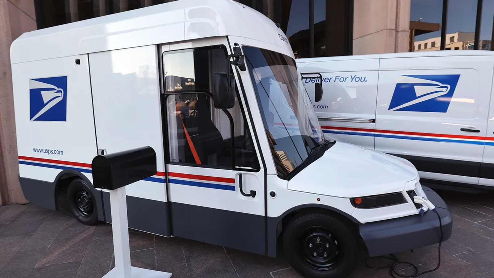 u-s-postal-service-details-first-electric-charging-stations-delivery