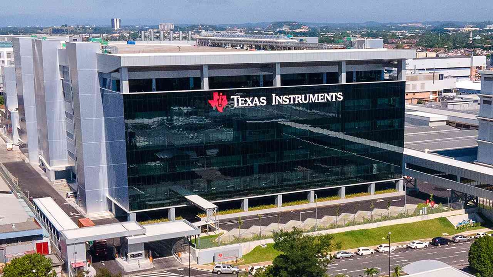 Texas Instruments (TXN) Q3 2026 earnings results beat EPS and revenue expectations
