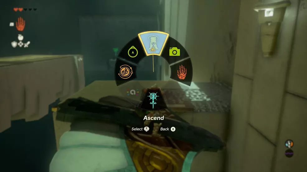 Link selects Ascend from his ability radial menu