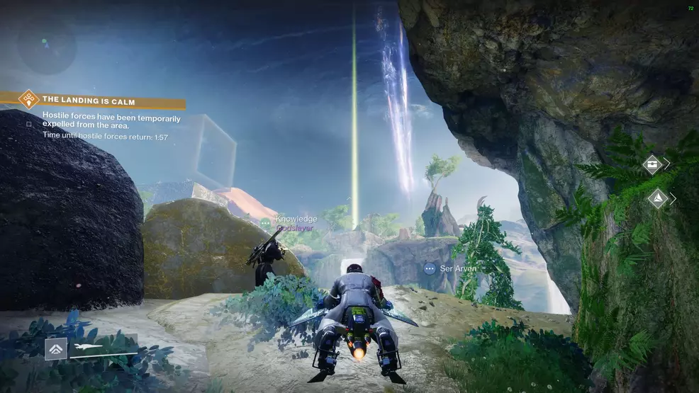 A green beam in the sky on the Pale Heart