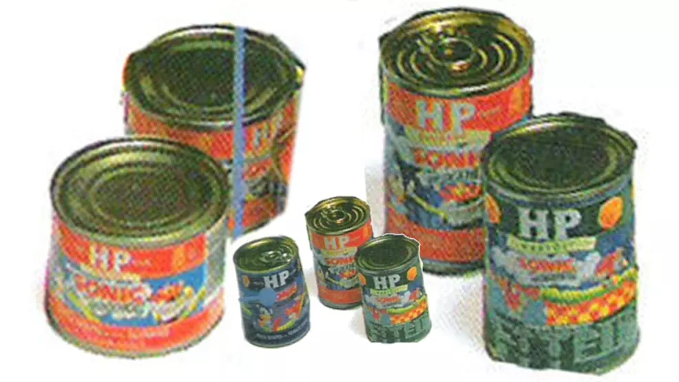 Terrifyingly low-quality images of Sonic the Hedgehog beans and sausage cans