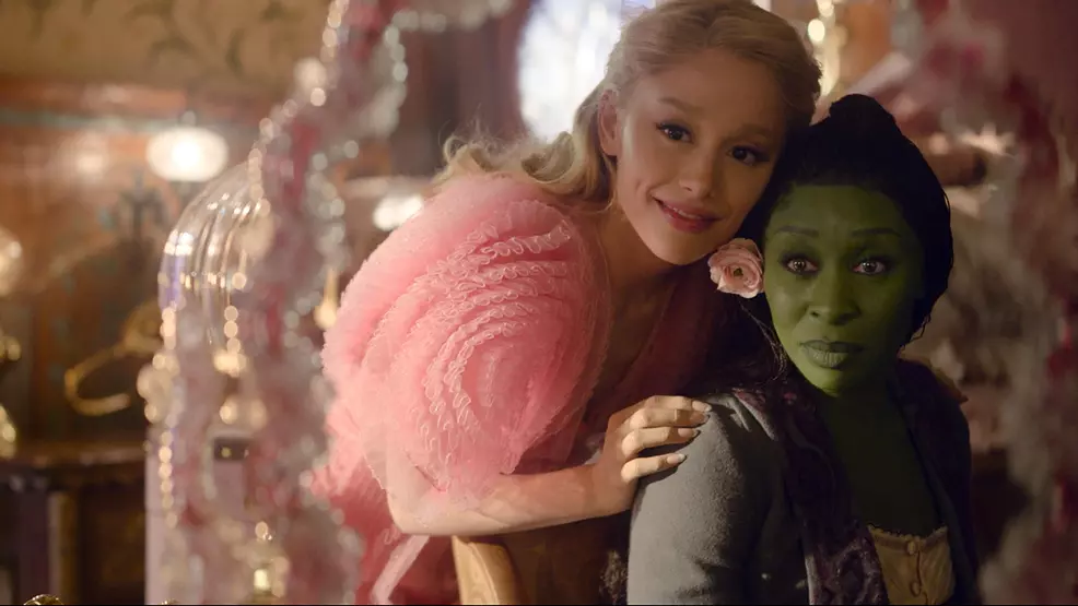 Ariana Grande and Cynthia Erivo