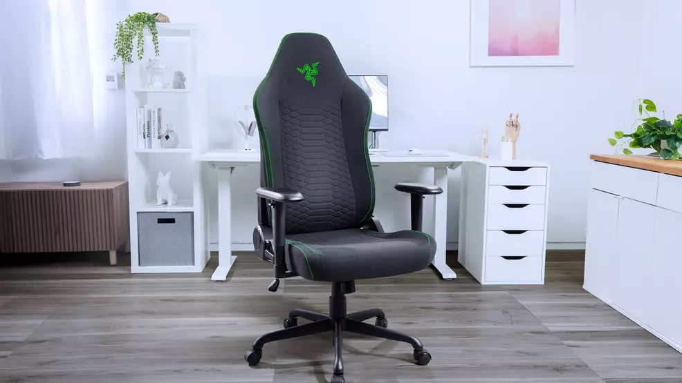 Razer Iskur V2
