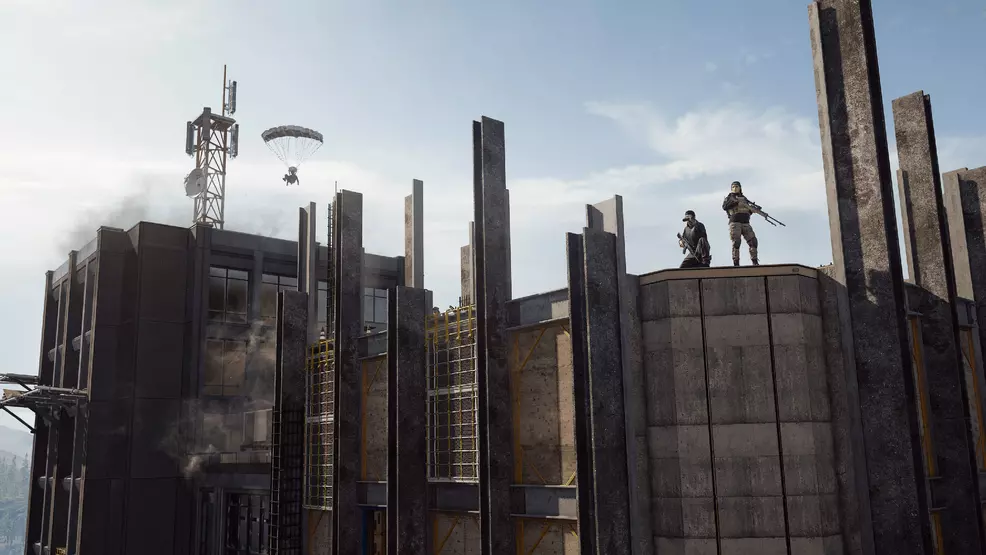 Operator at the top of the construction tower in Wordansk in Warzone