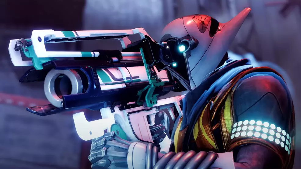 A Warlock holding a new Rocket Launcher in Destiny 2: The Edge of Fate