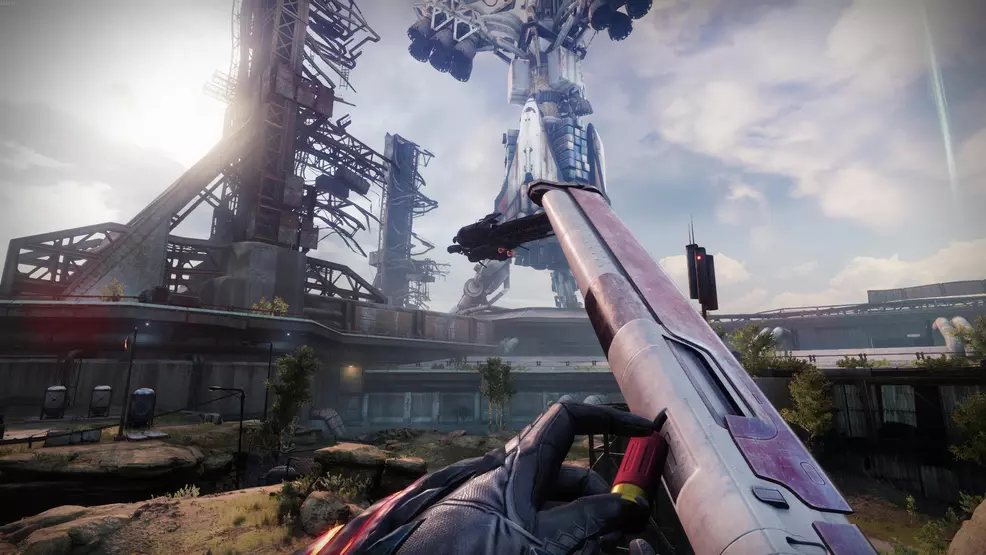 Reloading the Pure Recollection Shotgun in Destiny 2.